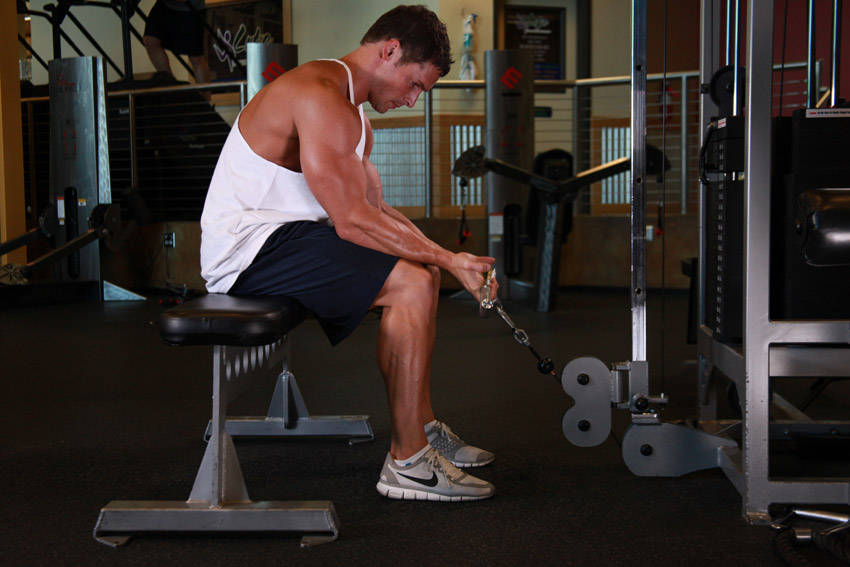 Cable Wrist Curl, start position
