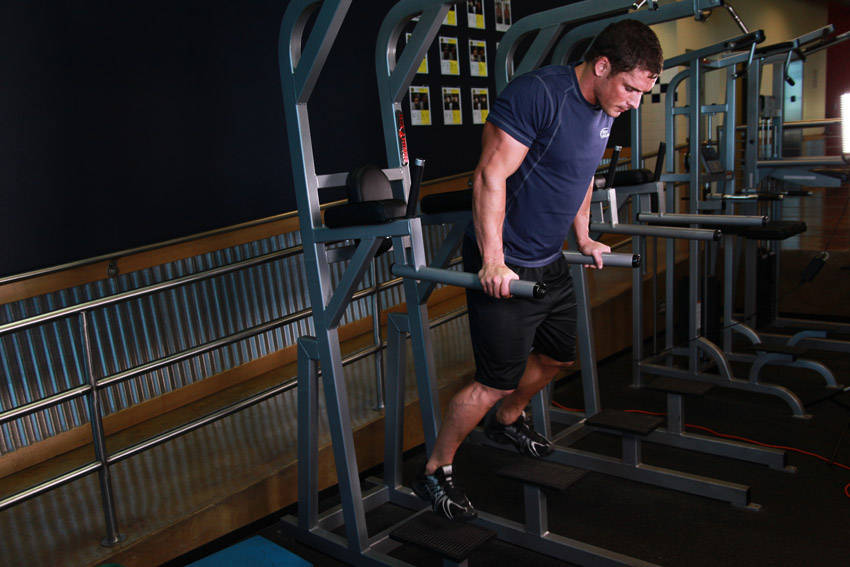 Dips - Chest Version, start position