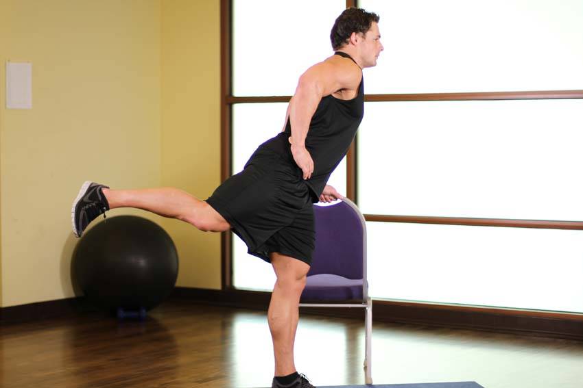 Front Leg Raises, end position
