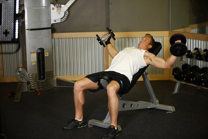 Incline Dumbbell Flyes - With A Twist, start position