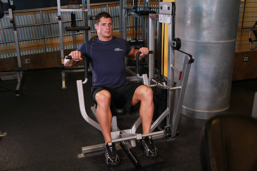 Machine Bench Press, start position