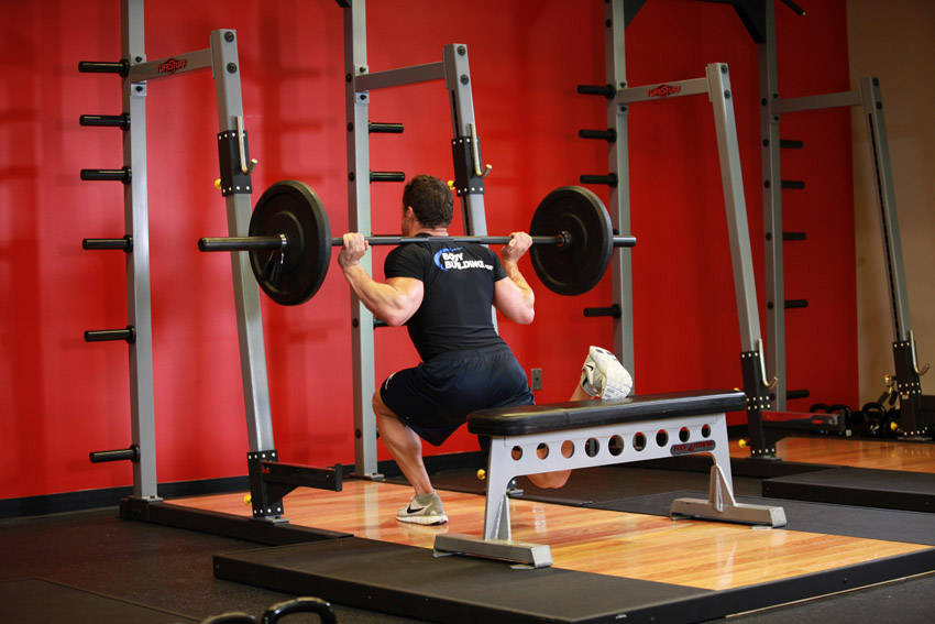 One Leg Barbell Squat, end position