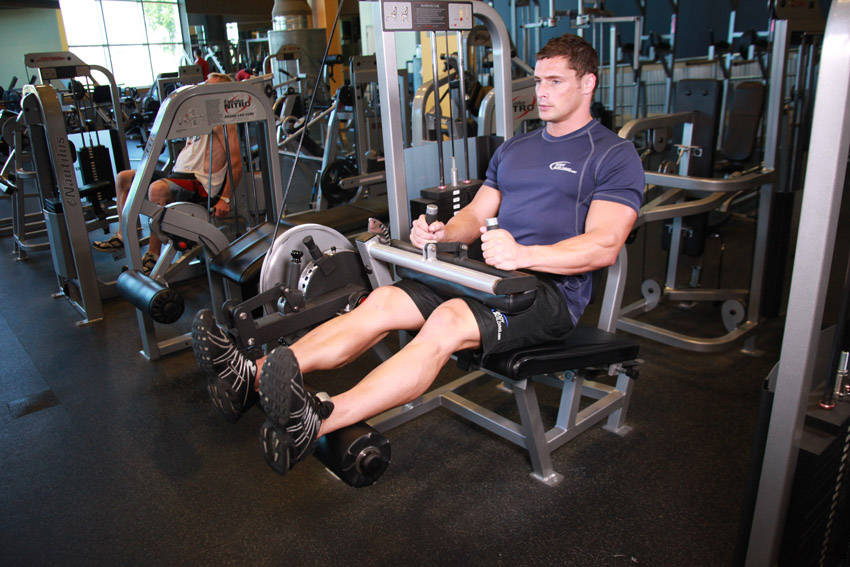 Seated Leg Curl, start position
