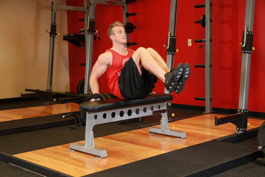 Seated Leg Tucks, start position